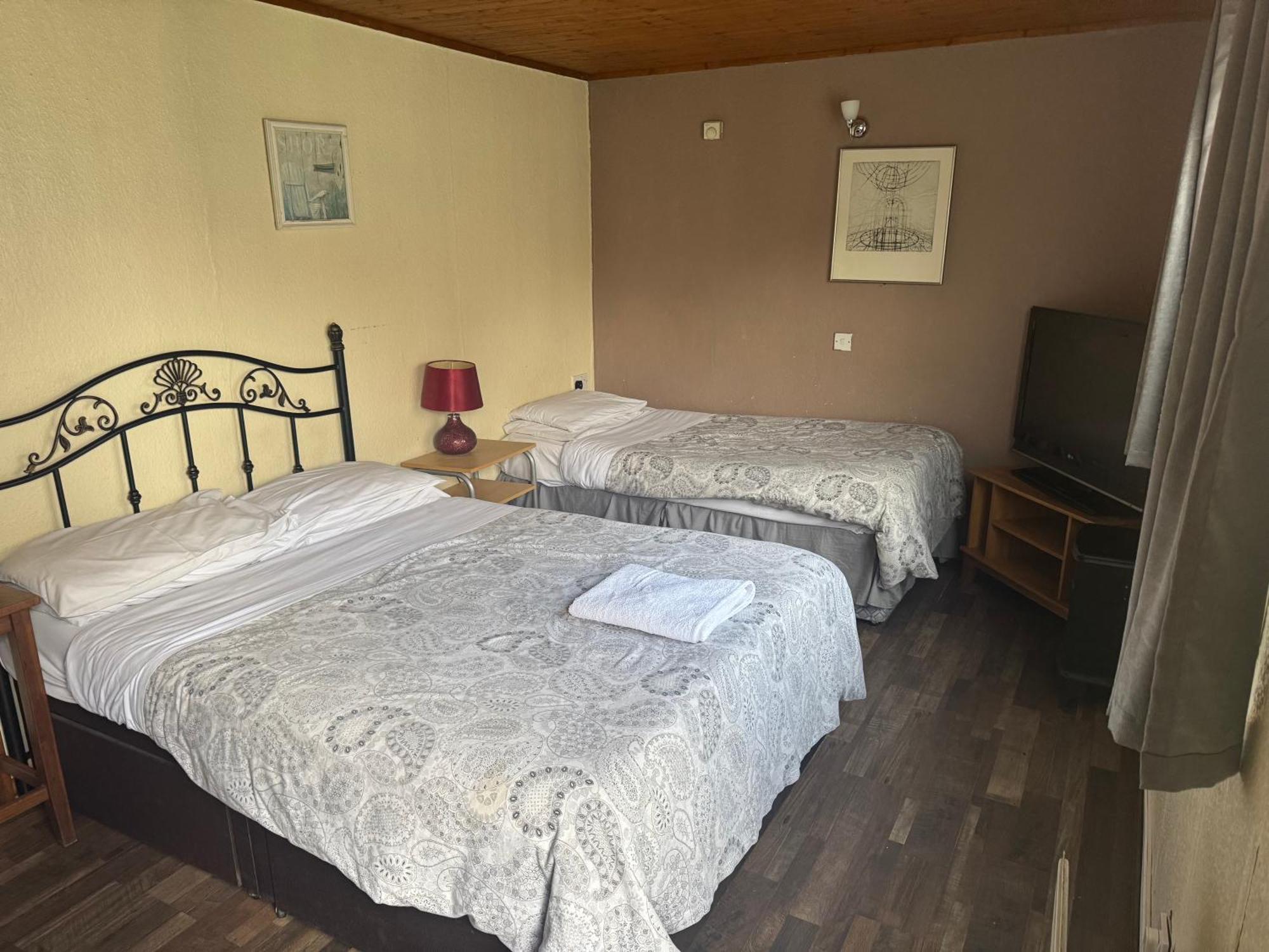 Charde Guest House Birmingham Bagian luar foto