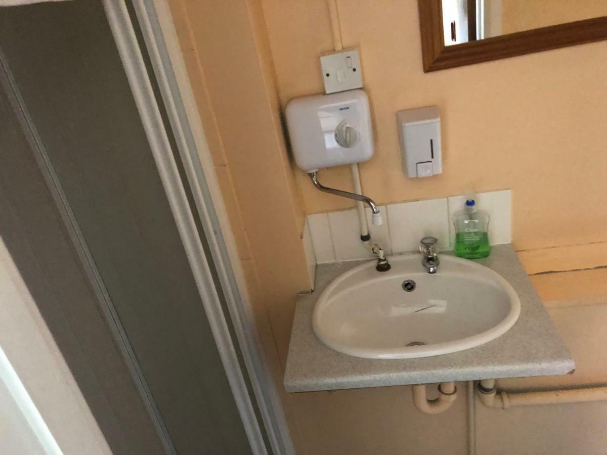 Charde Guest House Birmingham Bagian luar foto
