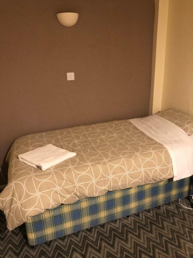 Charde Guest House Birmingham Bagian luar foto